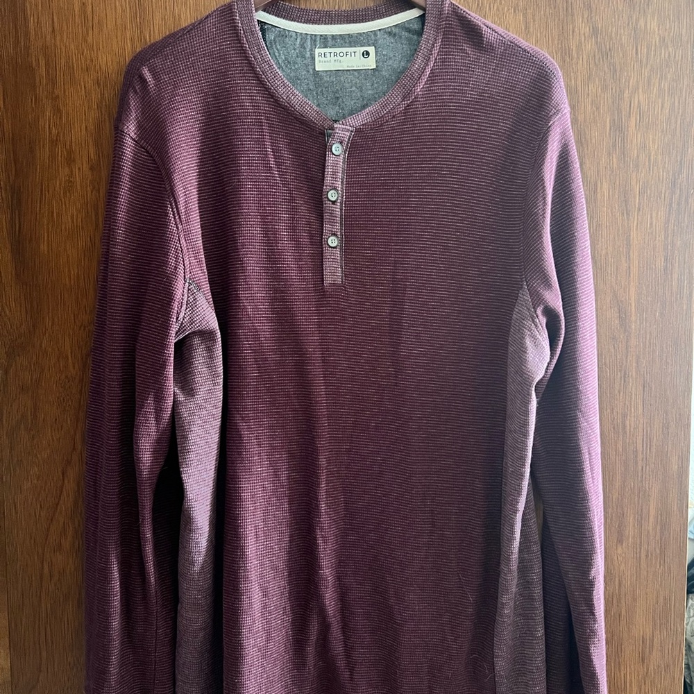 Retrofit Men's Maroon Long Sleeve Henley